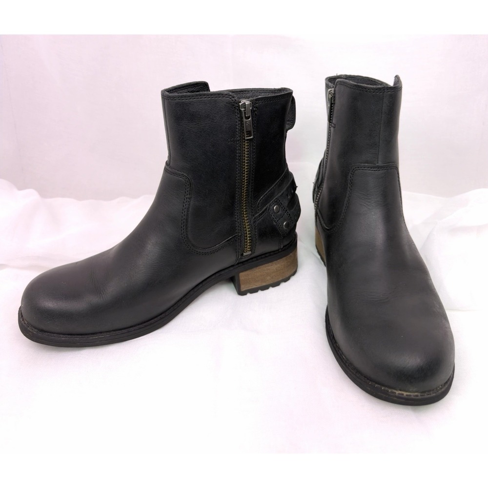 UGG Orion Moto Biker Boots Women 7 Black Leather Side Zip Buckle Ankle Booties
